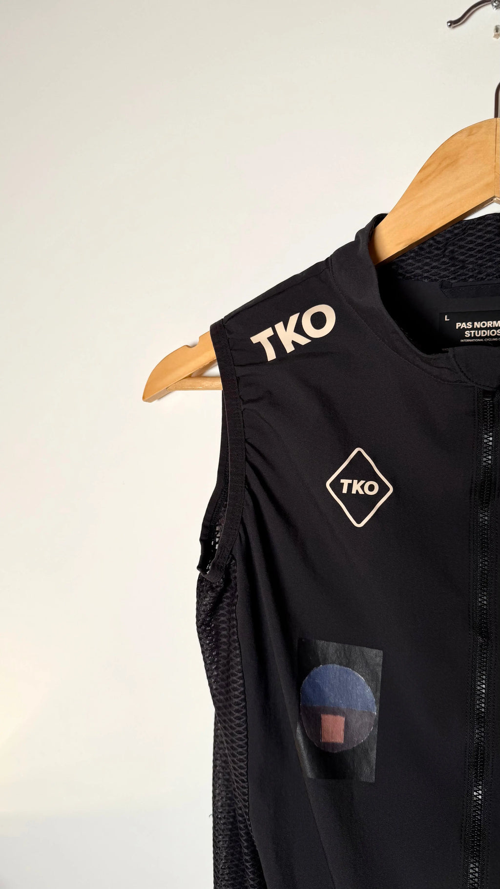 Pas Normal Studios T.K.O Mechanism Stow Away Gilet 2kstro Cycling Store