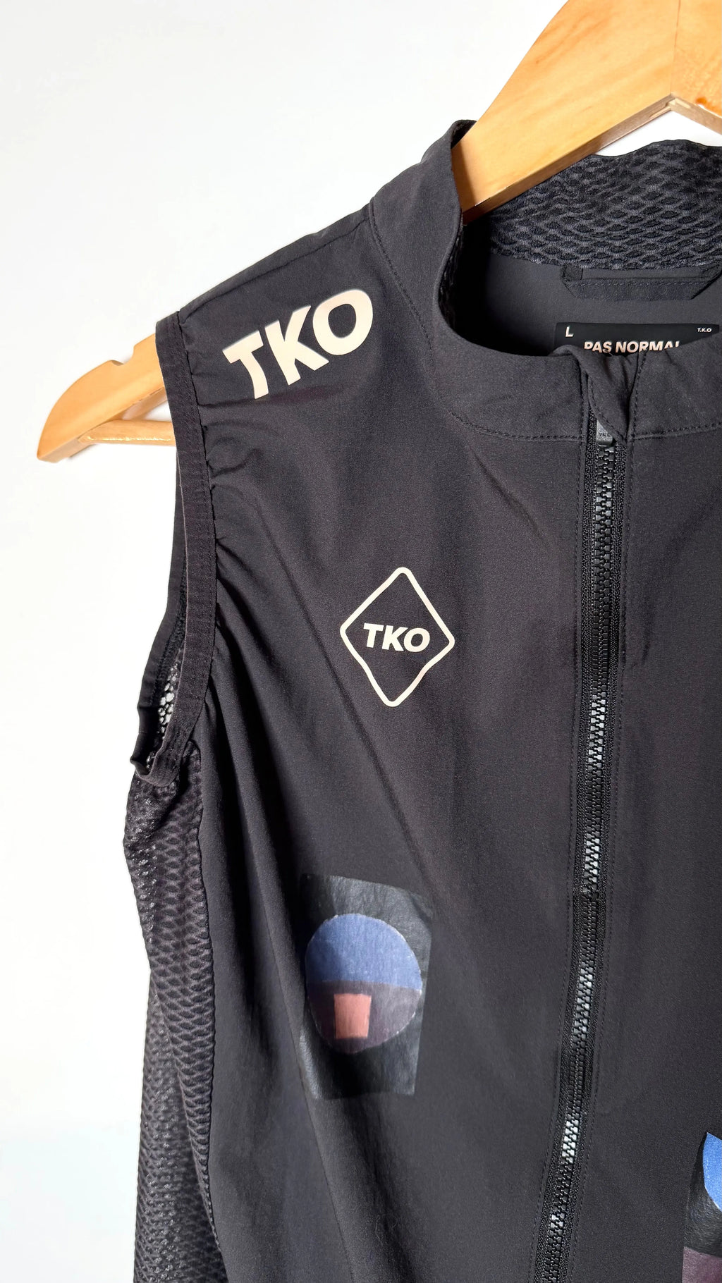 Pas Normal Studios T.K.O Mechanism Stow Away Gilet 2kstro Cycling Store
