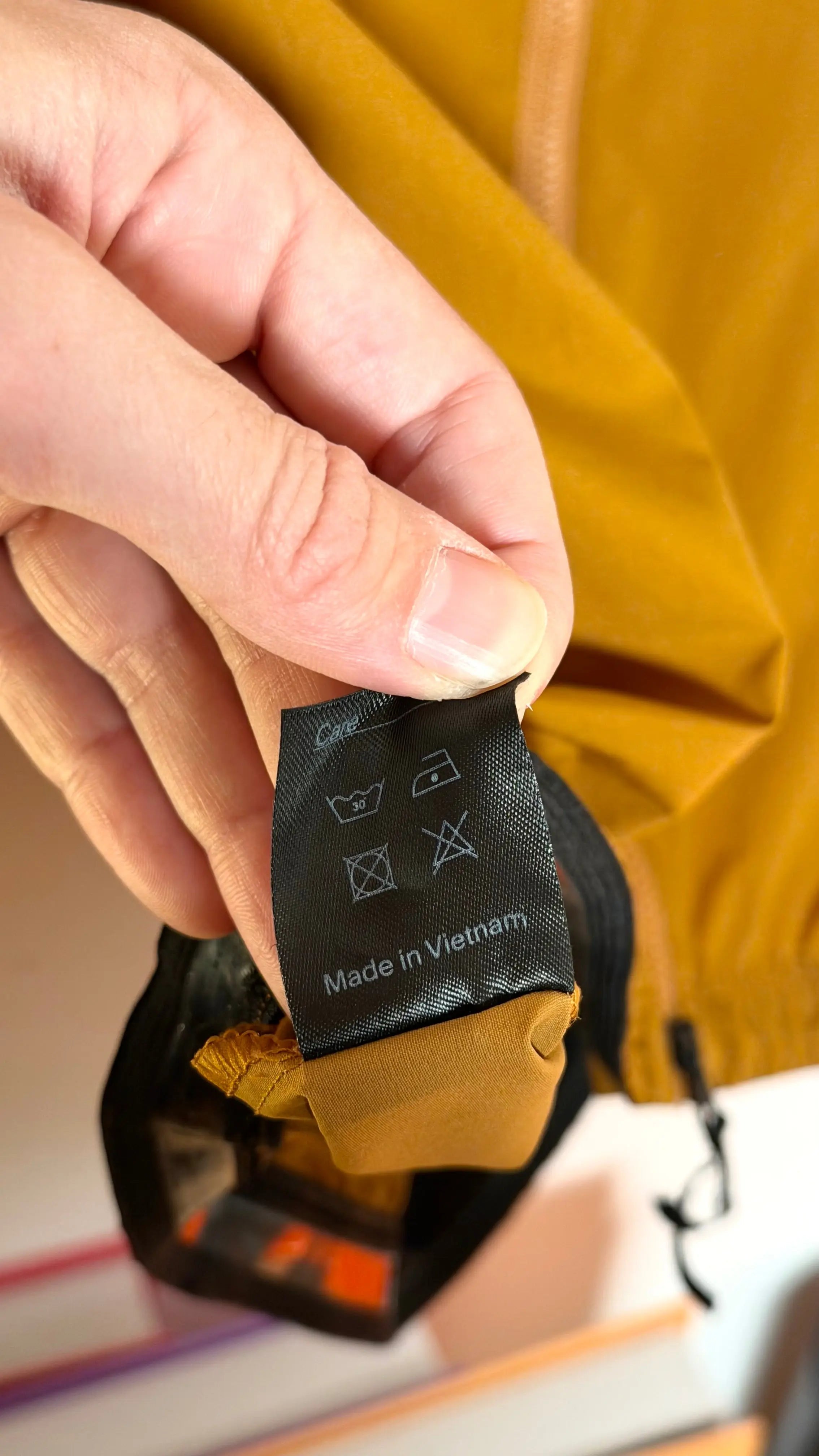 Pas Normal Studios Mechanism Stow Away Jacket M 2kstro Cycling Store