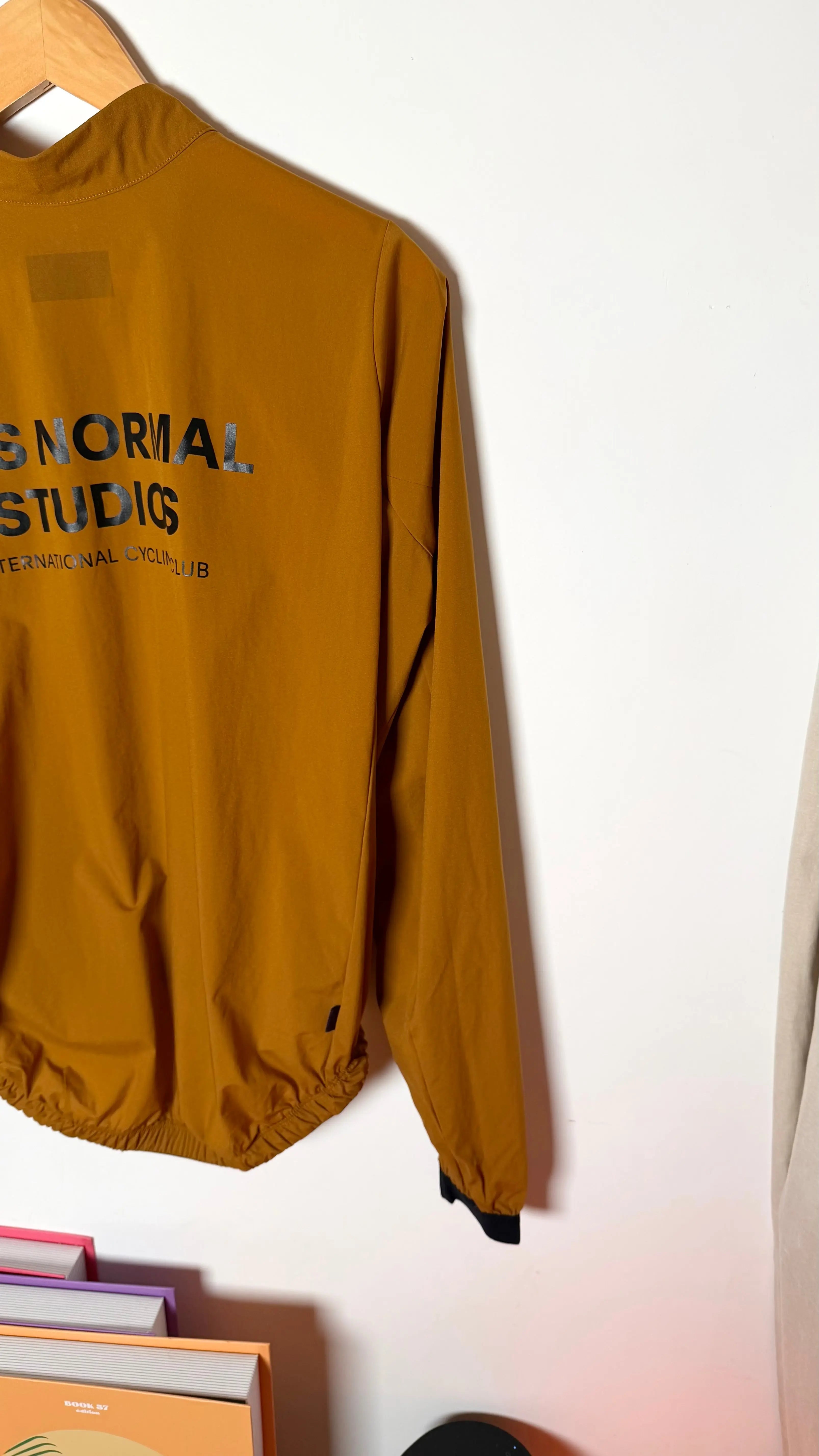 Pas Normal Studios Mechanism Stow Away Jacket M 2kstro Cycling Store