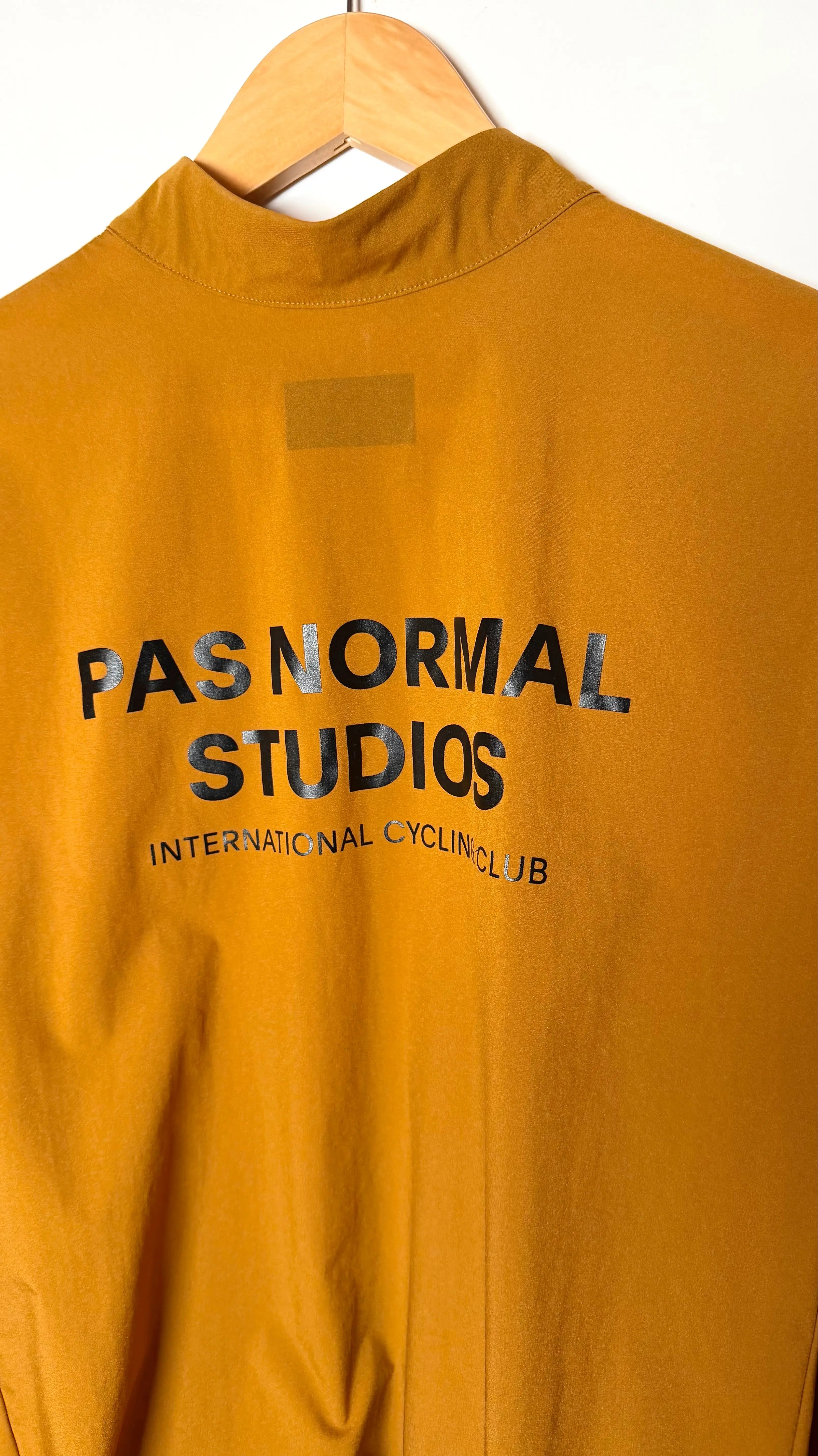 Pas Normal Studios Mechanism Stow Away Jacket M 2kstro Cycling Store
