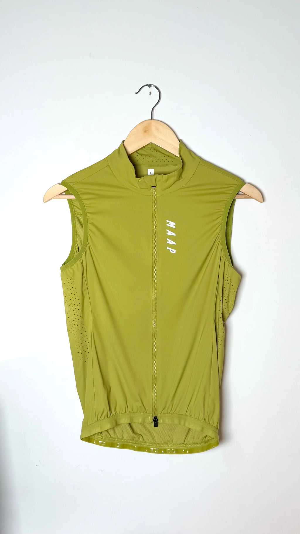 MAAP Draft Team Vest 2kstro Cycling Store