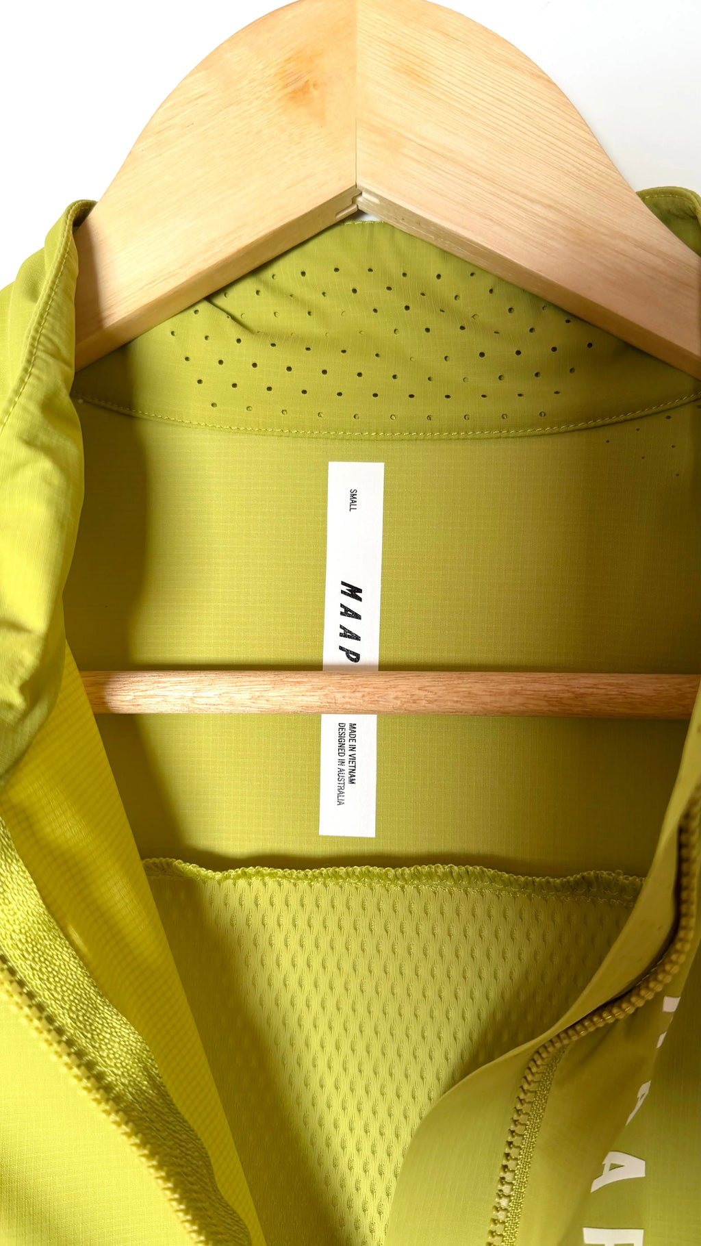 MAAP Draft Team Vest 2kstro Cycling Store