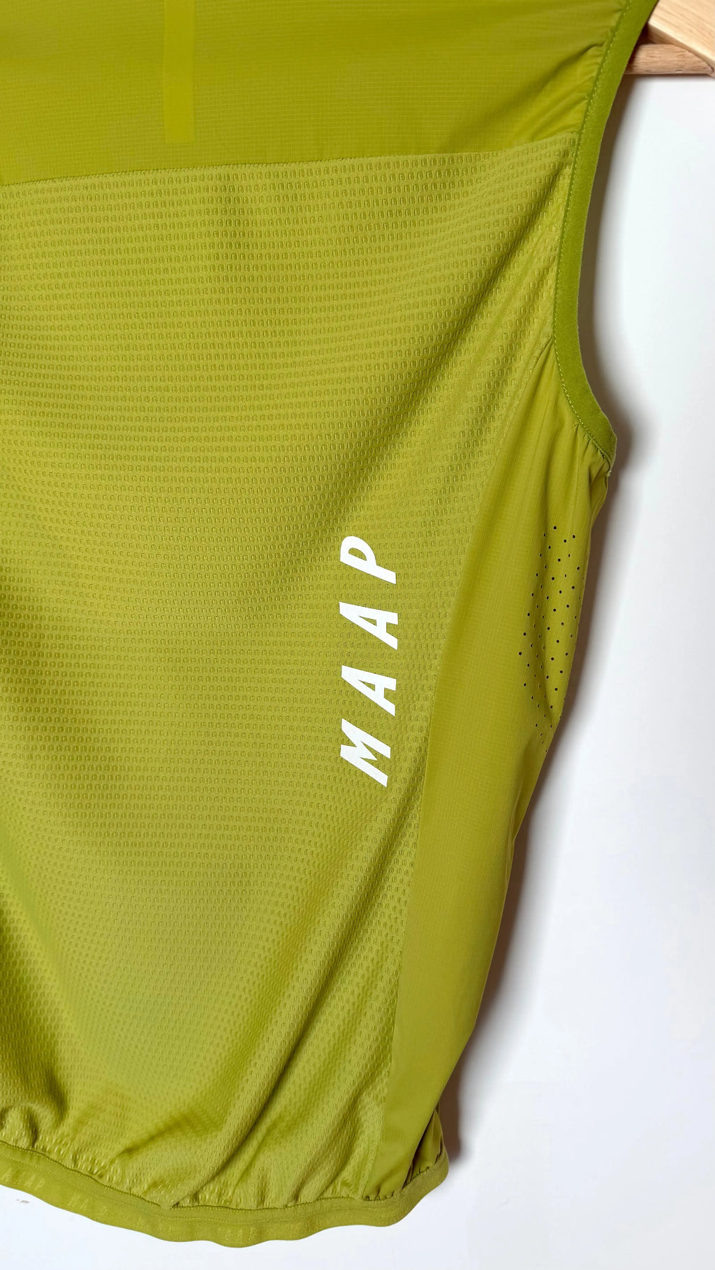 MAAP Draft Team Vest 2kstro Cycling Store