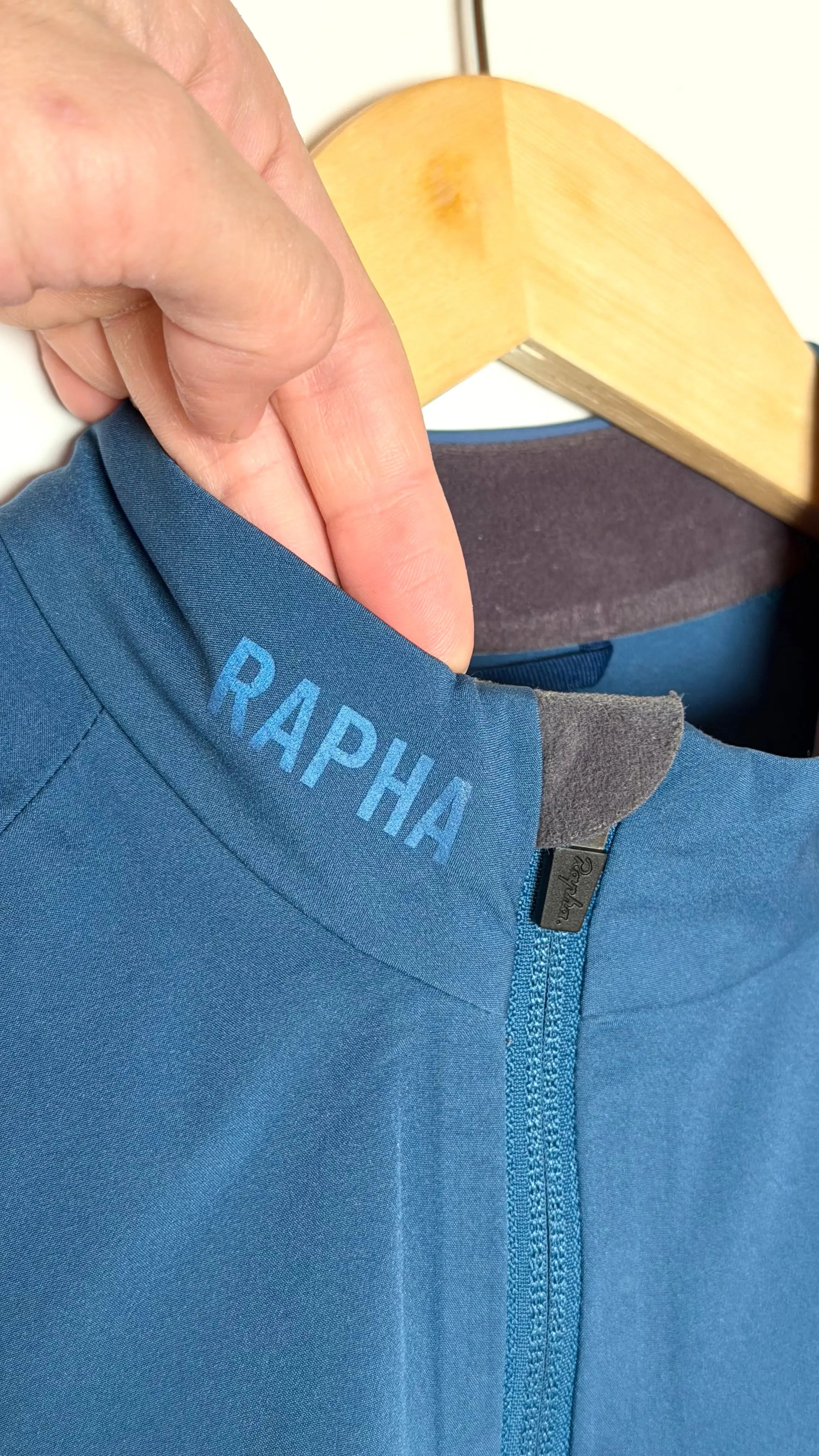 Veste Rapha Pro Team Training 2kstro Cycling Store