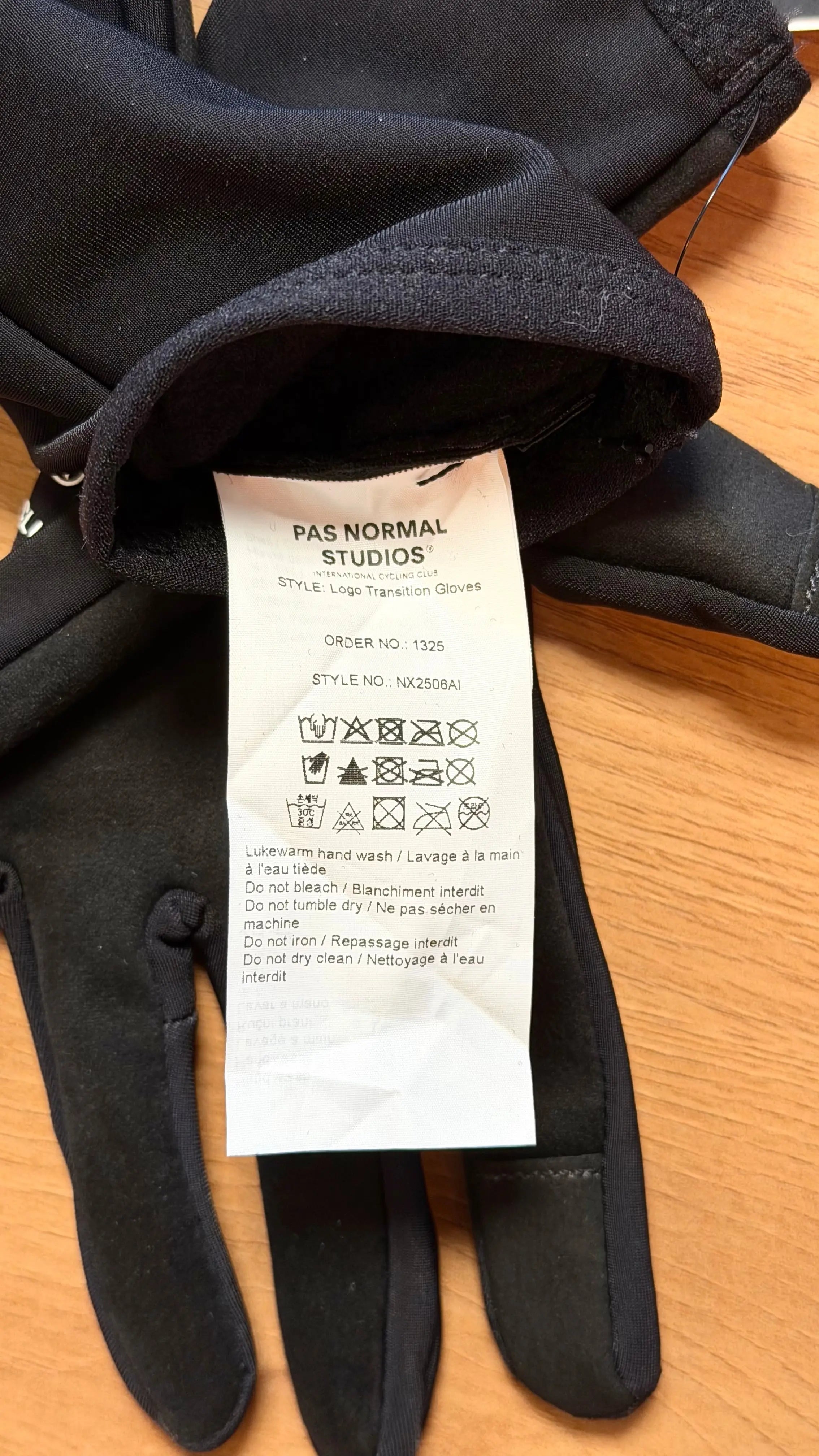 Pas Normal Studios Transition Gloves 2kstro Cycling Store