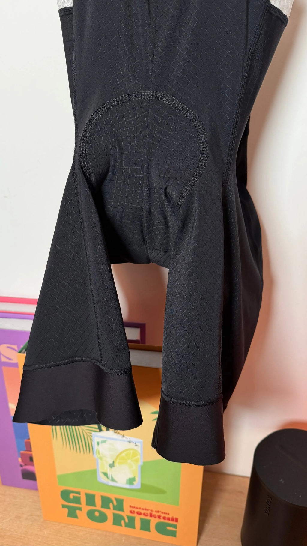 Pas Normal Studios Solitude Bib Shorts M 2kstro Cycling Store