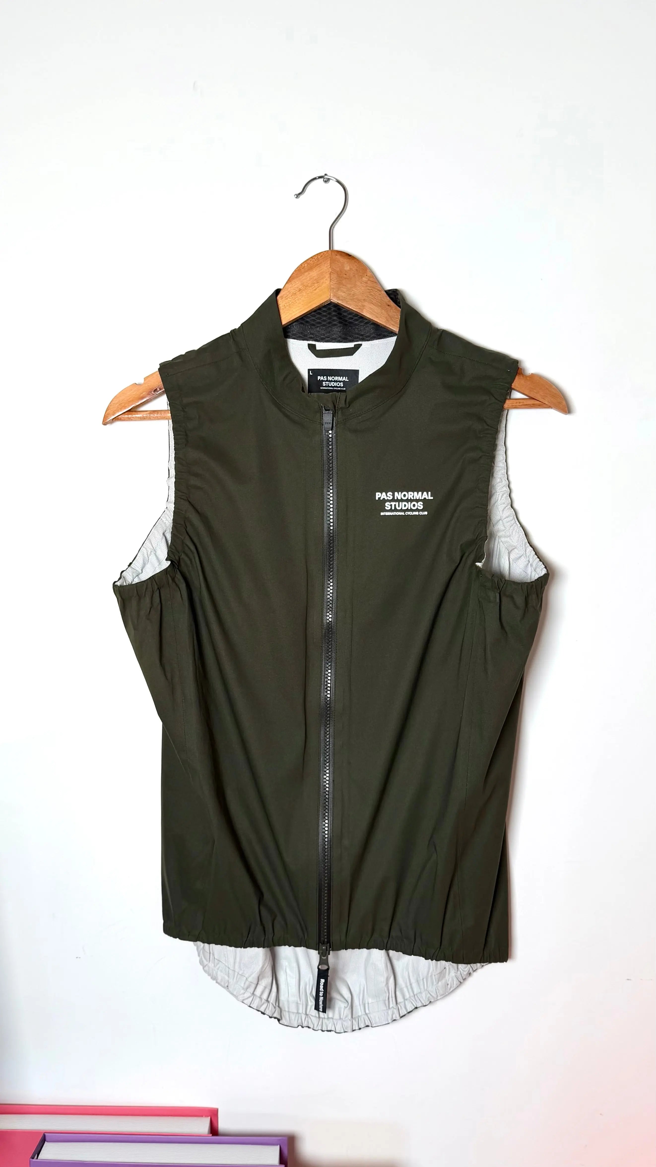 Pas Normal Studios Mechanism Stow Away Vest 2kstro Cycling Store